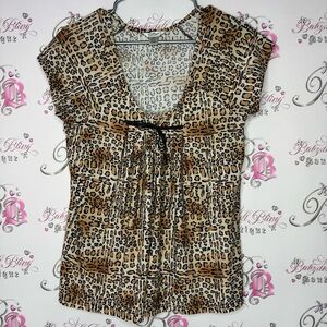 Kathryn top animal print with ribbon 🎀 bow accent stretchy soft *flaw* y2k MOB
